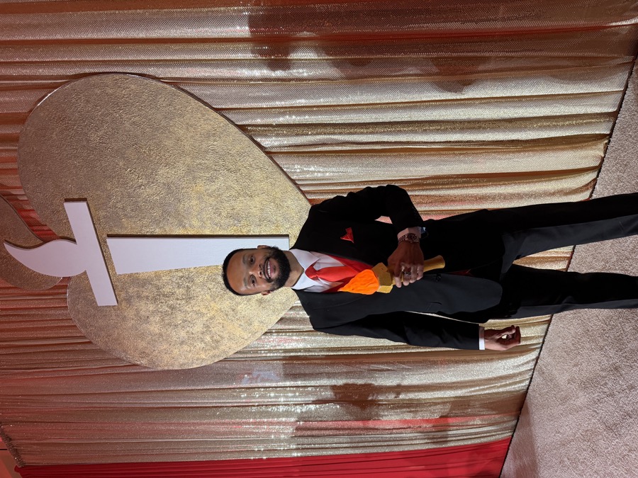 Matt Lynch at American Heart Association award ceremony